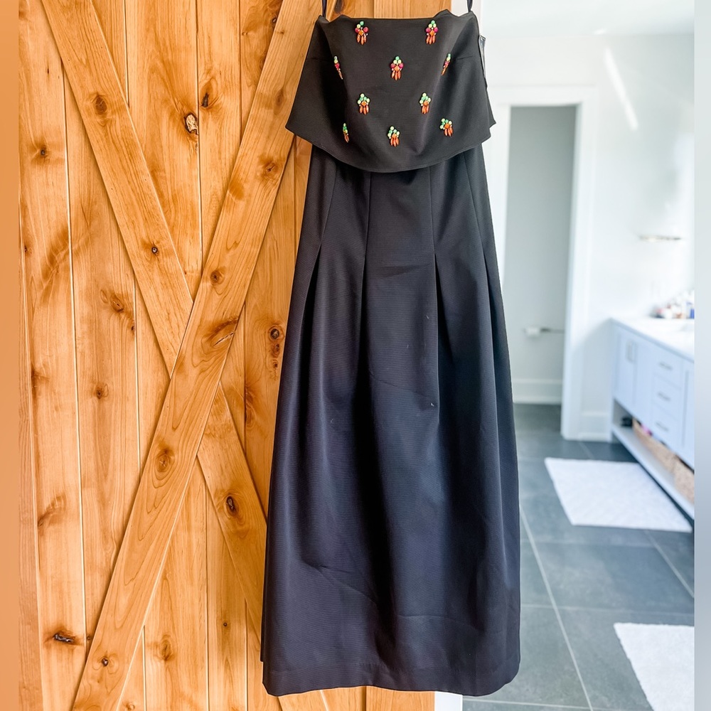 NEVER BEEN WORN Shoshanna Midnight Collection strapless black gown size 6